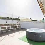 펜션 Live Adeje Taucho Relax Place With Terrace 아데제