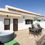 度假居 Live Adeje Taucho Relax Place With Terrace 阿德耶